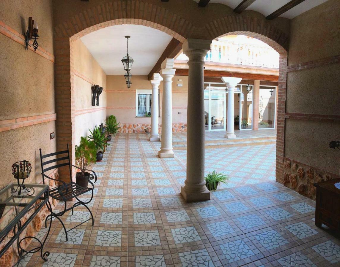 Casa Rural La Toza De Avelino Almagro Eksteriør bilde